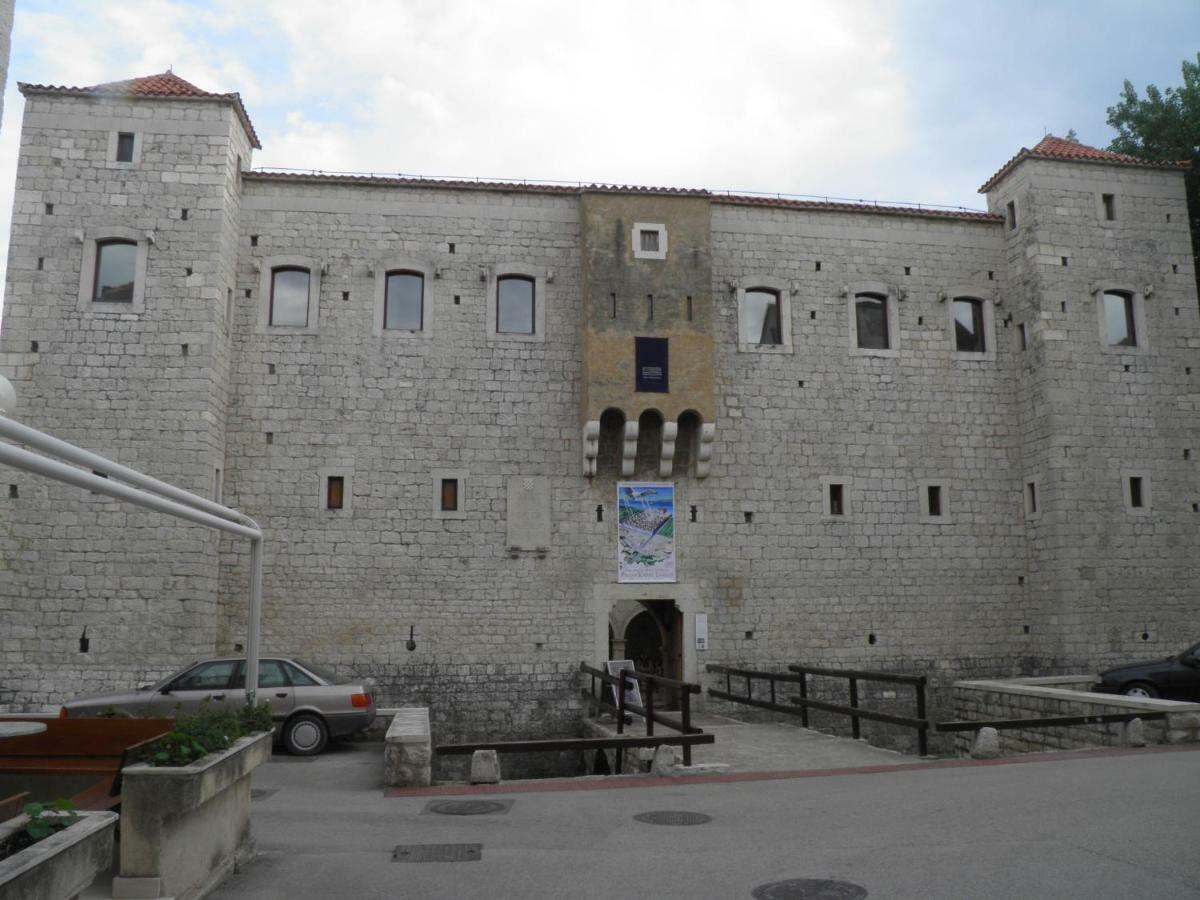 Kaštela Apartment Dorothy מראה חיצוני תמונה